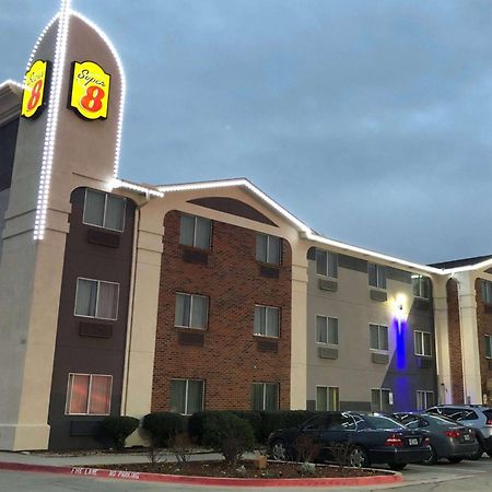 Super 8 By Wyndham Bedford Dfw Airport West Exterior foto