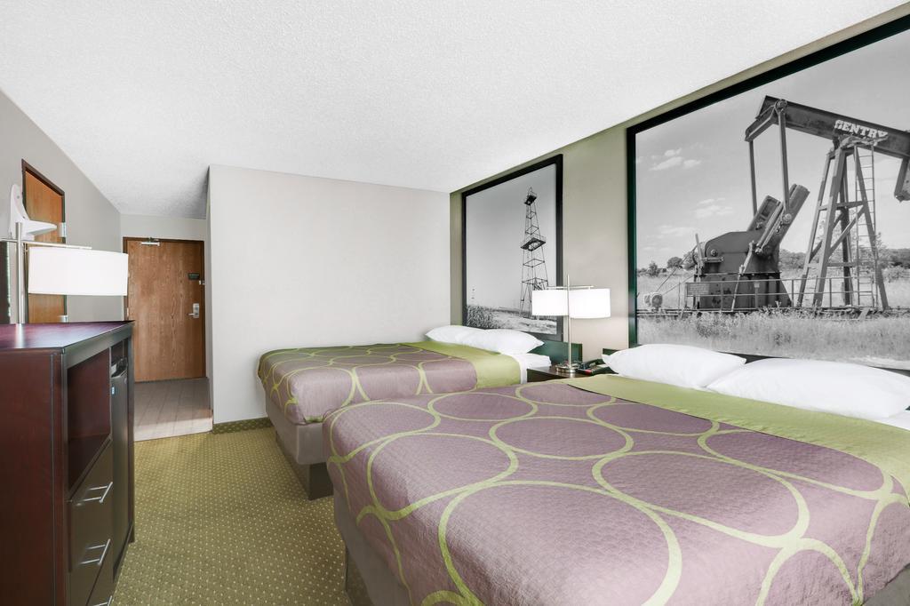 Super 8 By Wyndham Bedford Dfw Airport West Exterior foto